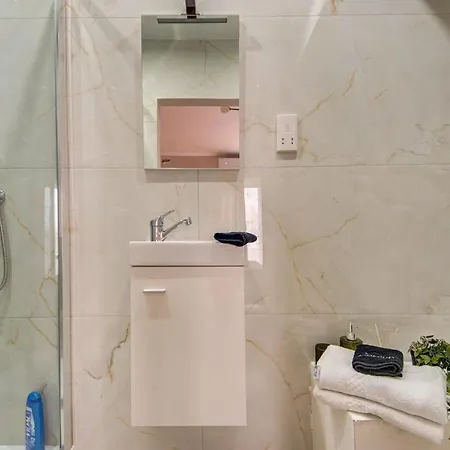 3br Escape Walk To Everything Gzira