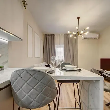 3br Escape Walk To Everything Gzira