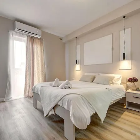 3br Escape Walk To Everything Gzira