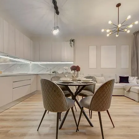 3br Escape Walk To Everything * Gzira