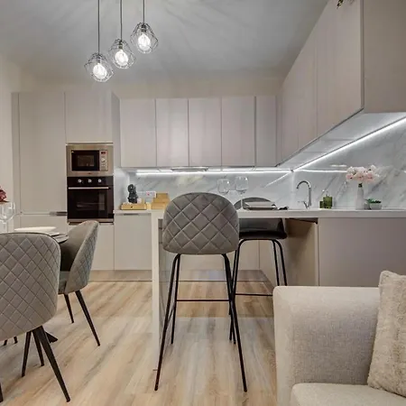דירה 3br Escape Walk To Everything *