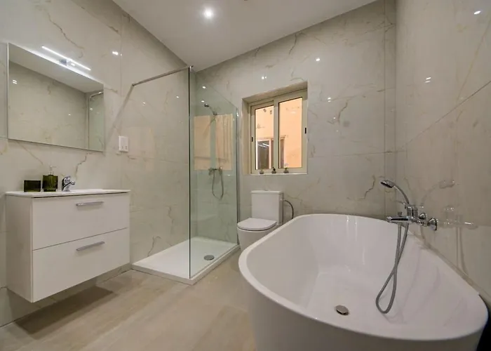 3br Escape Walk To Everything شقة *