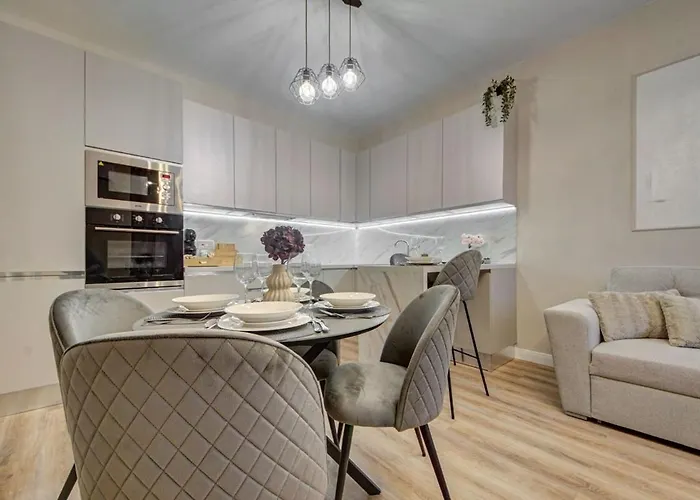 3br Escape Walk To Everything Gzira